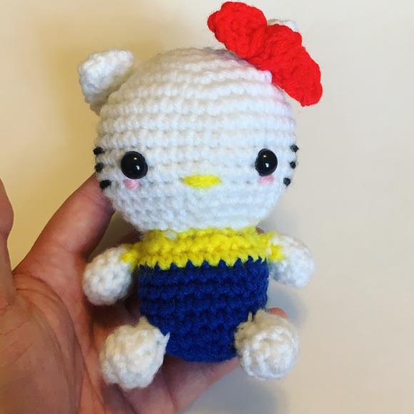 Hello kitty crochet plush handmade